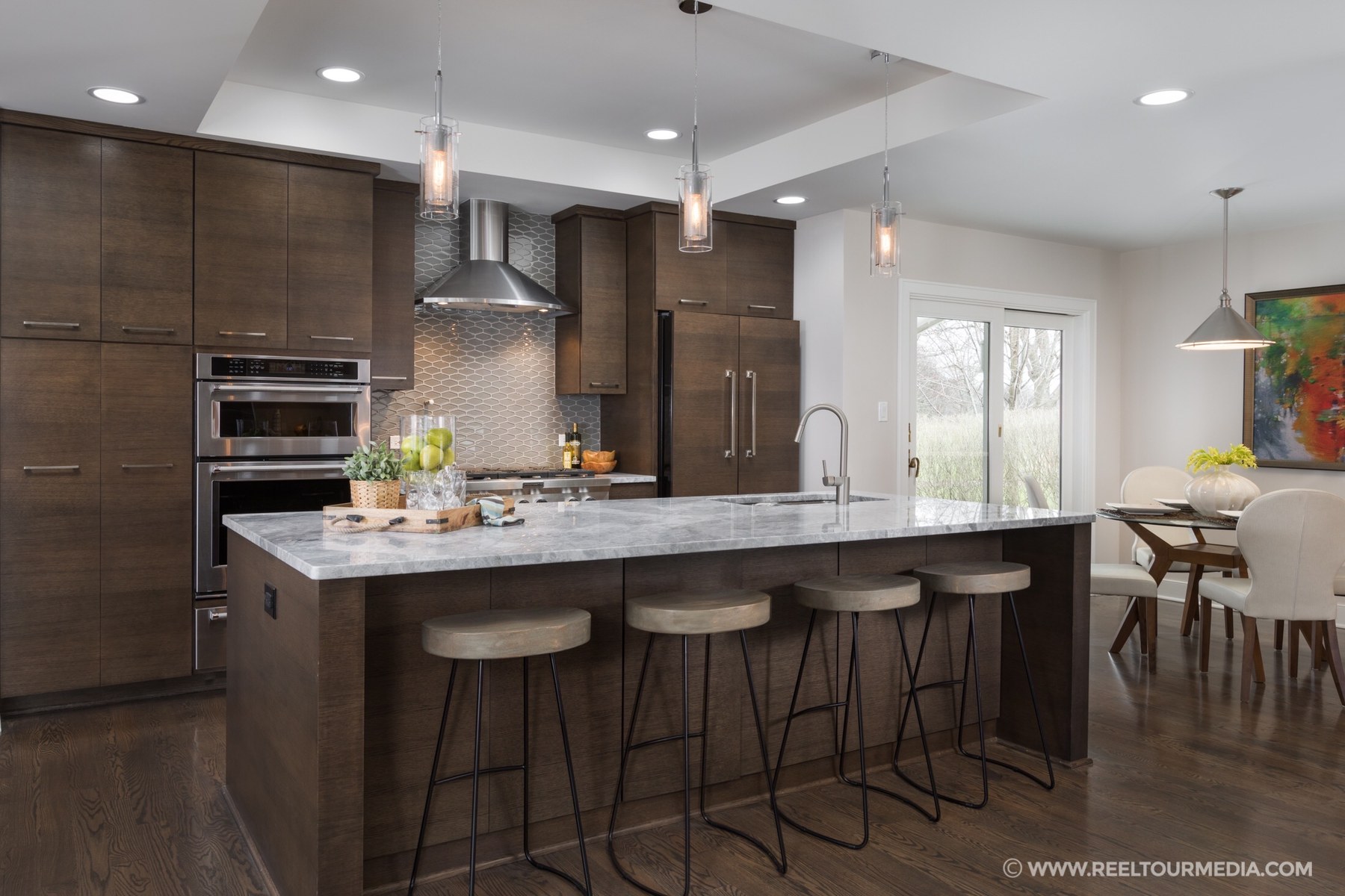 Professional kitchen